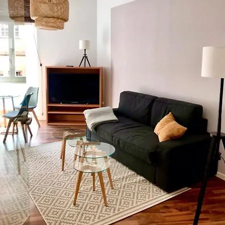 Großzügige Direkt In Der Altstadt Erfurts *