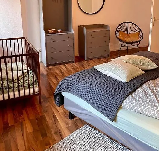 Grosszuegige Direkt In Der Altstadt Erfurts *